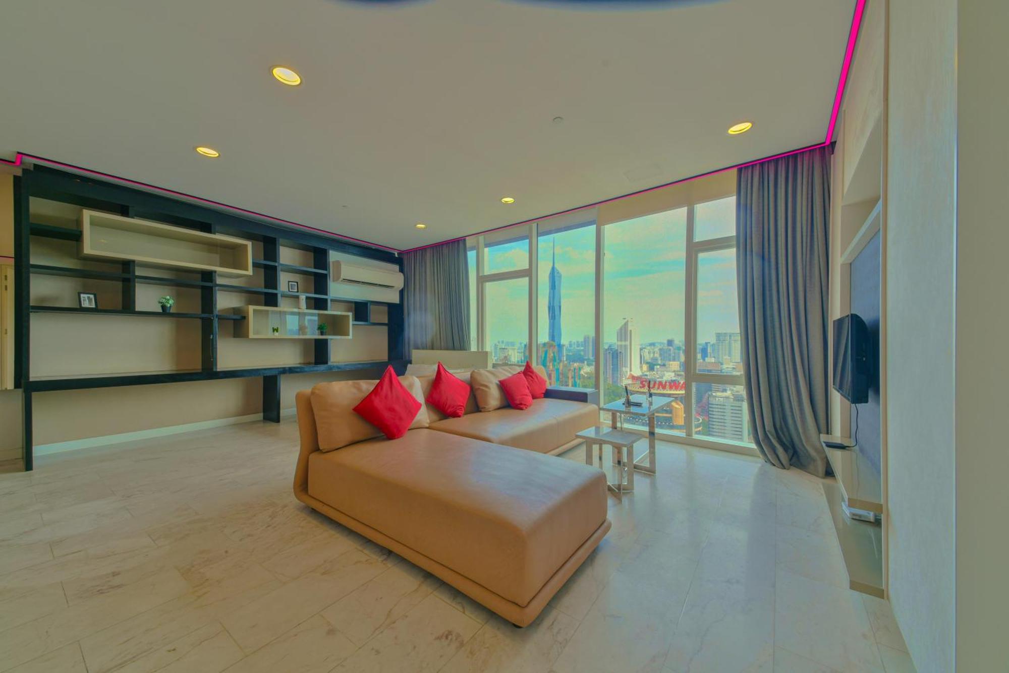 Flixses Suites At Platinum Klcc Куала-Лумпур Экстерьер фото