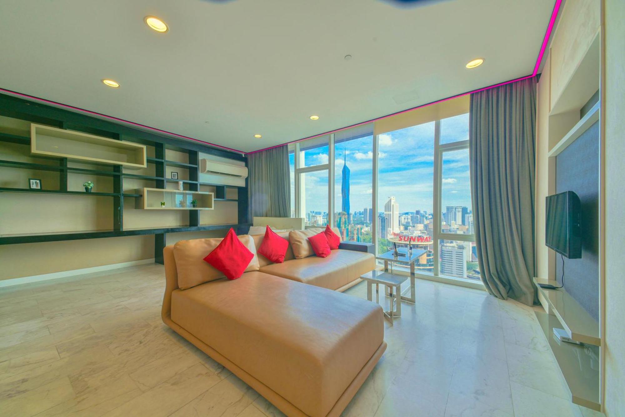 Flixses Suites At Platinum Klcc Куала-Лумпур Экстерьер фото