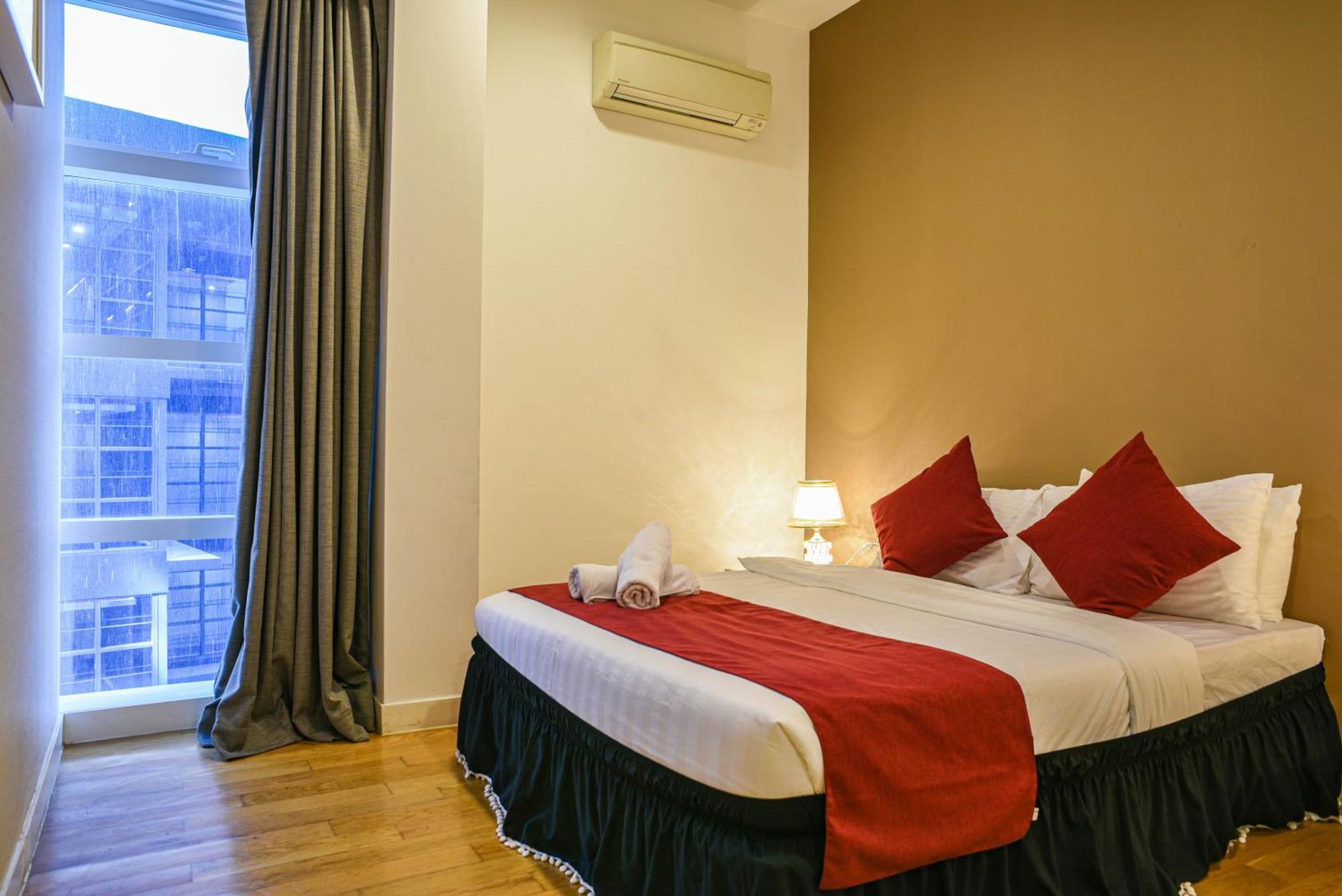 Flixses Suites At Platinum Klcc Куала-Лумпур Экстерьер фото