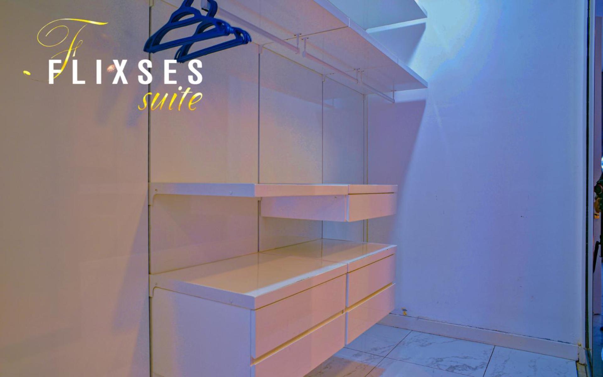 Flixses Suites At Platinum Klcc Куала-Лумпур Экстерьер фото